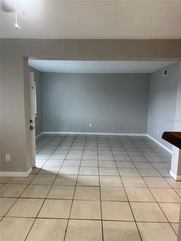 1200 70TH STREET N, St Petersburg, FL 33710