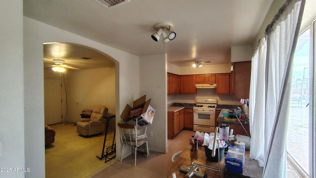 745 W MELROSE Drive, Casa Grande, AZ 85122