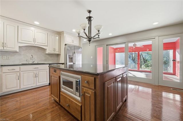 29 Indigo Dam RD, Newport News, VA 23606