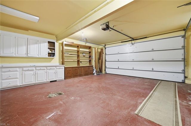 29 Indigo Dam RD, Newport News, VA 23606