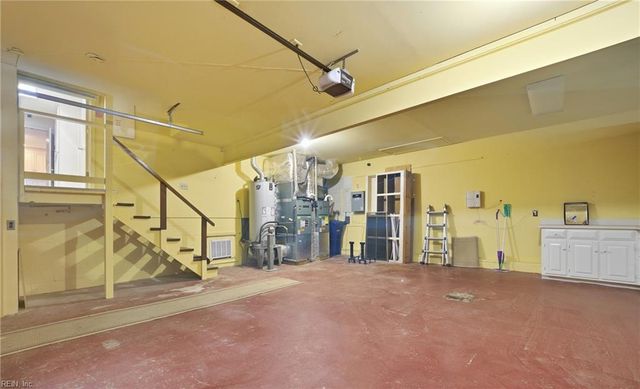 29 Indigo Dam RD, Newport News, VA 23606