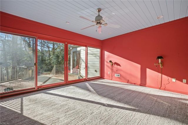 29 Indigo Dam RD, Newport News, VA 23606