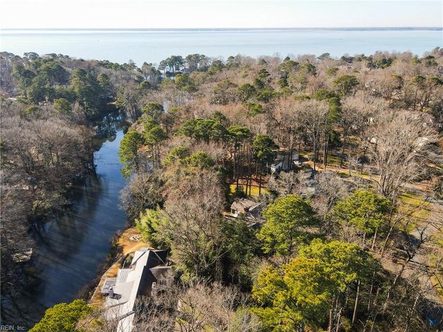 29 Indigo Dam RD, Newport News, VA 23606