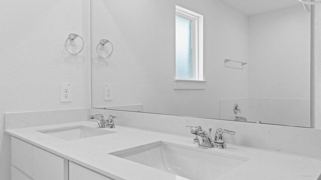 1016 Paddlefish Lane, Alvin, TX 77511