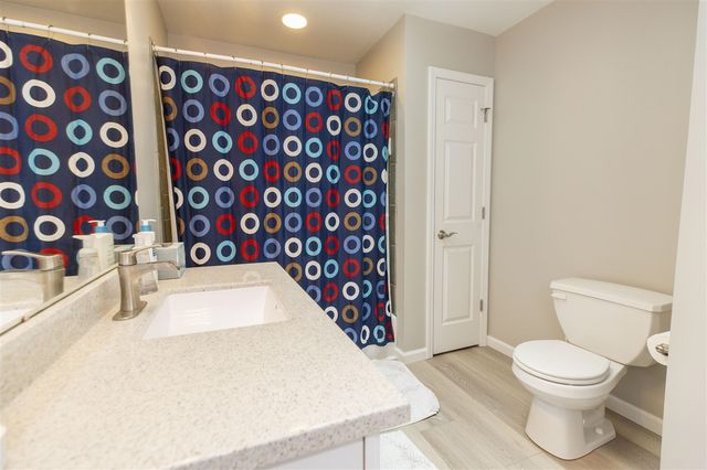 23671 S Shore Drive, Edwardsburg, MI 49112