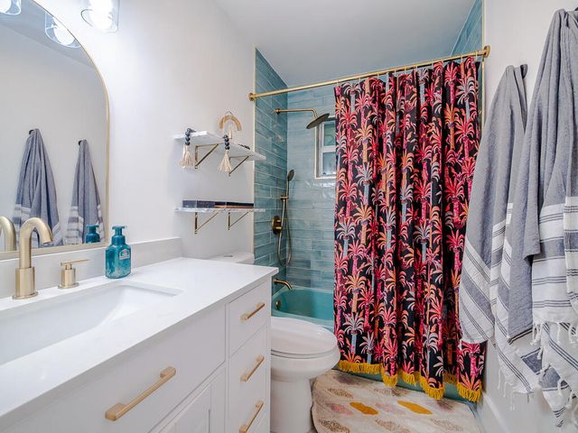 418 N Palmway, Lake Worth Beach, FL 33460