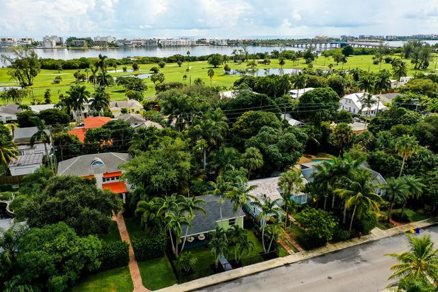 418 N Palmway, Lake Worth Beach, FL 33460