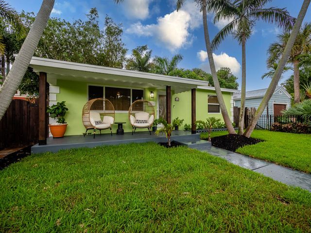 418 N Palmway, Lake Worth Beach, FL 33460