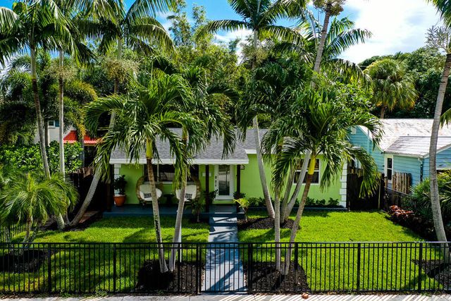 418 N Palmway, Lake Worth Beach, FL 33460