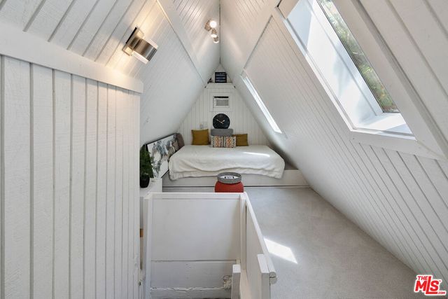 2059 Laurel Canyon Boulevard, Los Angeles, CA 90046