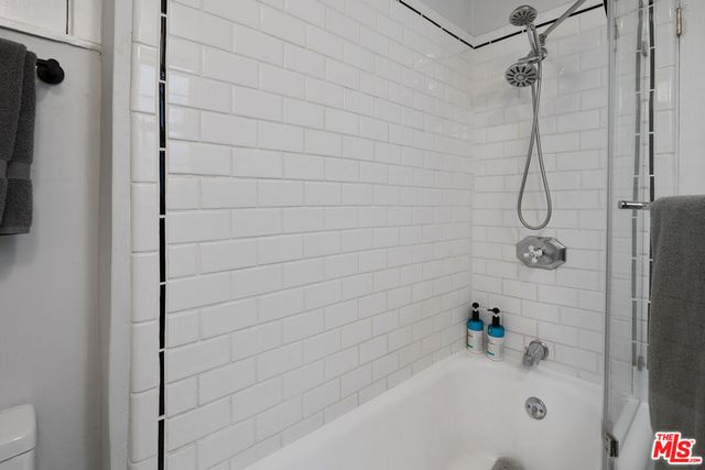 2059 Laurel Canyon Boulevard, Los Angeles, CA 90046