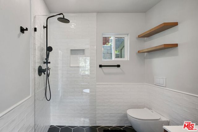 2059 Laurel Canyon Boulevard, Los Angeles, CA 90046