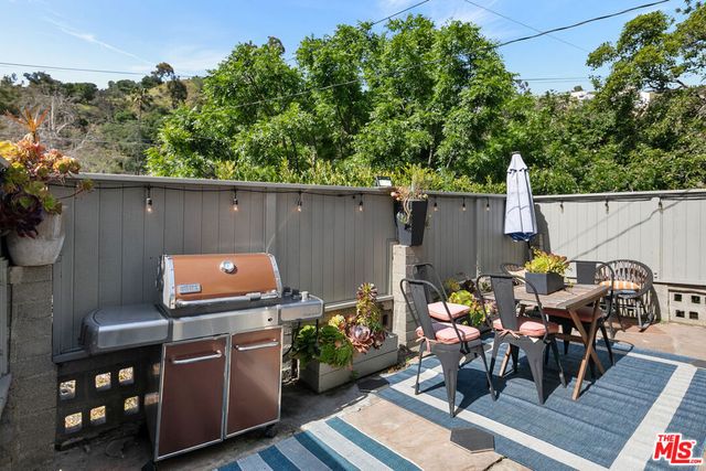 2059 Laurel Canyon Boulevard, Los Angeles, CA 90046