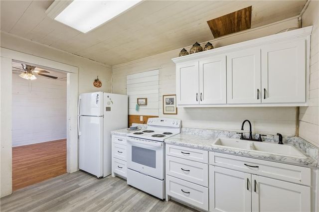 4052 Sutton Road, Gainesville, GA 30506