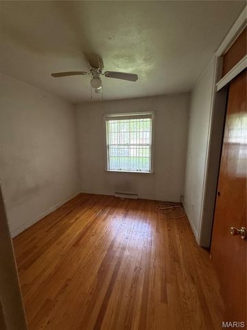 325 Rand Drive, St Louis, MO 63135