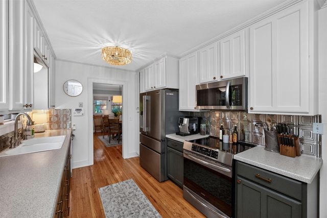1510 41st Place, Des Moines, IA 50311