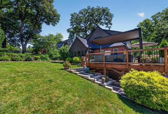 1510 41st Place, Des Moines, IA 50311