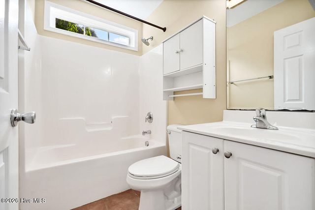 104 Grasmere Court, Leland, NC 28451