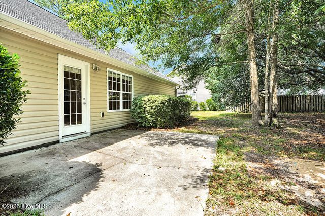 104 Grasmere Court, Leland, NC 28451