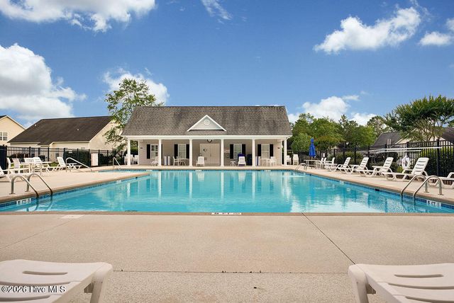 104 Grasmere Court, Leland, NC 28451