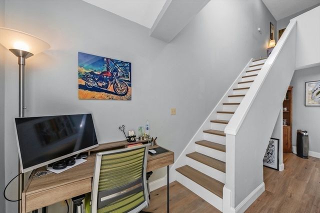 348 Rantoul St 305, Beverly, MA 01915