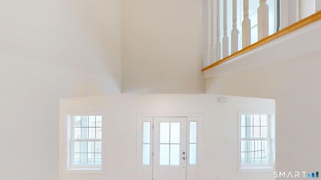 26 Farm View Drive, Norwich, CT 06360