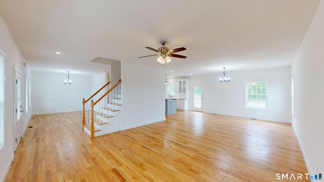 26 Farm View Drive, Norwich, CT 06360