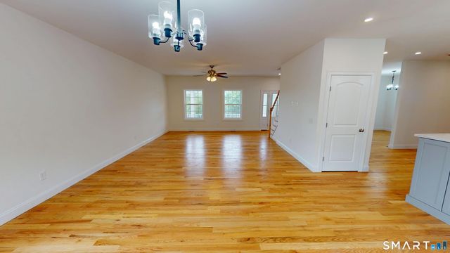 26 Farm View Drive, Norwich, CT 06360