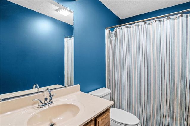 6413 Anderson Street, Shawnee, KS 66226