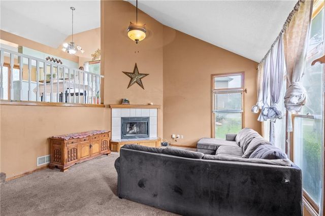 6413 Anderson Street, Shawnee, KS 66226