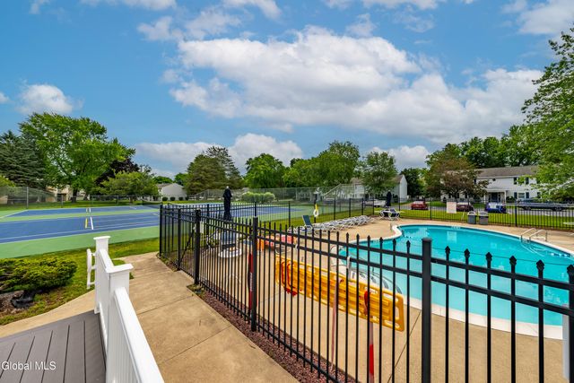 192 Cedarview Lane, Colonie, NY 12189