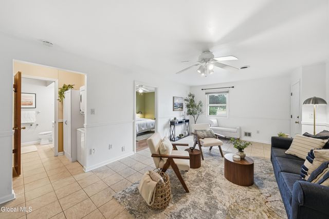192 Cedarview Lane, Colonie, NY 12189
