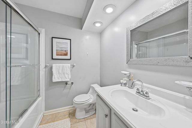 192 Cedarview Lane, Colonie, NY 12189