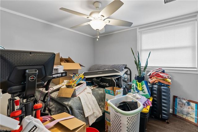 30 Boykin LN, Hampton, VA 23663