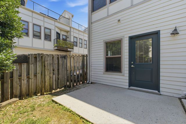600 Garfield St Apt 16, Nashville, TN 37208
