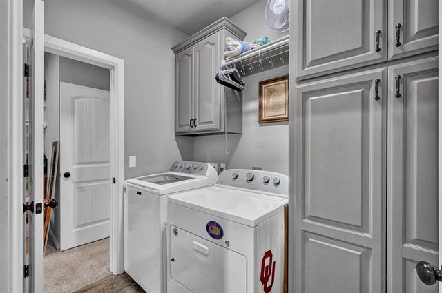 9 Southpointe Avenue, Tuttle, OK 73089