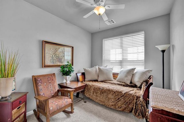 9 Southpointe Avenue, Tuttle, OK 73089