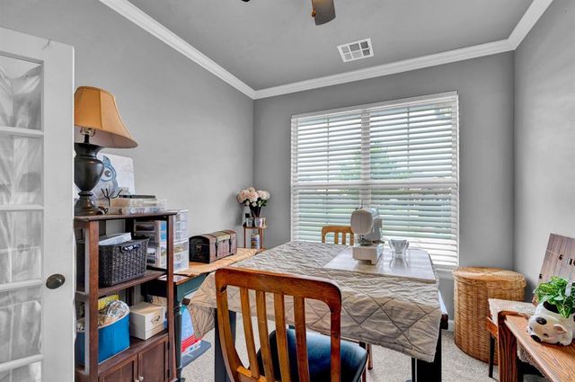 9 Southpointe Avenue, Tuttle, OK 73089