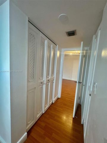 3475 N Country Club Drive 601, Aventura, FL 33180