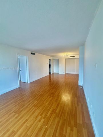 3475 N Country Club Drive 601, Aventura, FL 33180