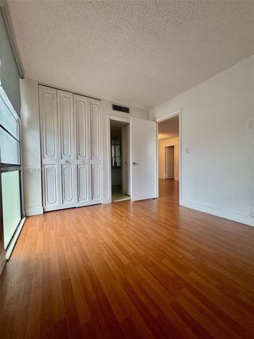 3475 N Country Club Drive 601, Aventura, FL 33180