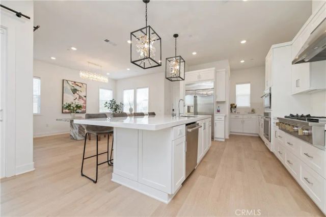 127 Merit, Irvine, CA 92618