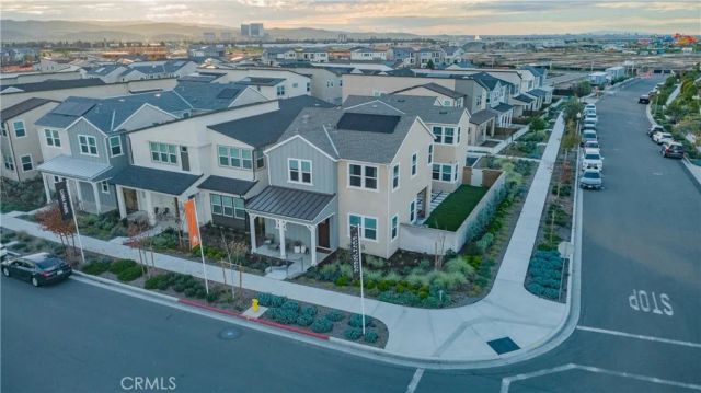 127 Merit, Irvine, CA 92618