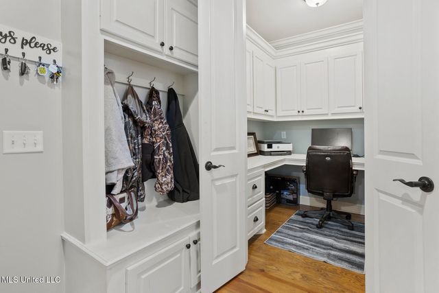 100 Trailbridge Way, Canton, MS 39046