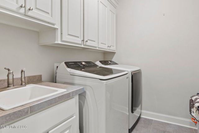 100 Trailbridge Way, Canton, MS 39046