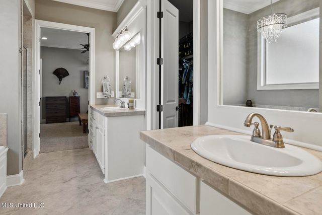 100 Trailbridge Way, Canton, MS 39046