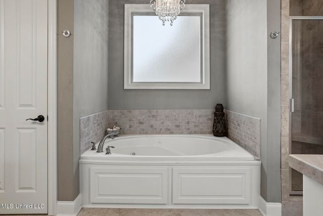 100 Trailbridge Way, Canton, MS 39046