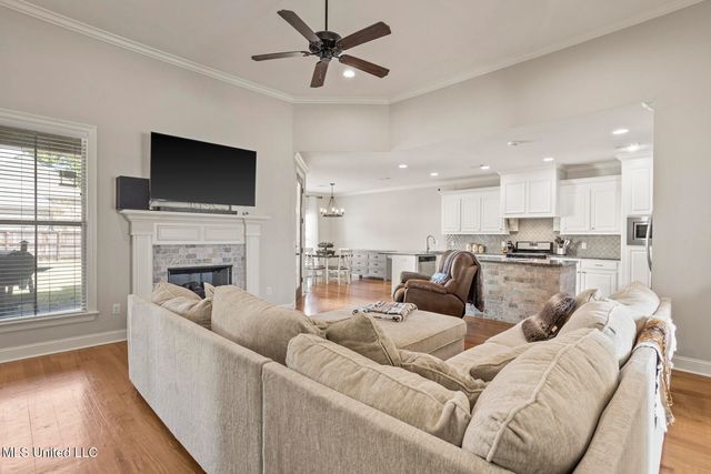 100 Trailbridge Way, Canton, MS 39046