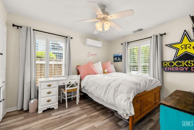 2810 19th St., Bakersfield, CA 93301