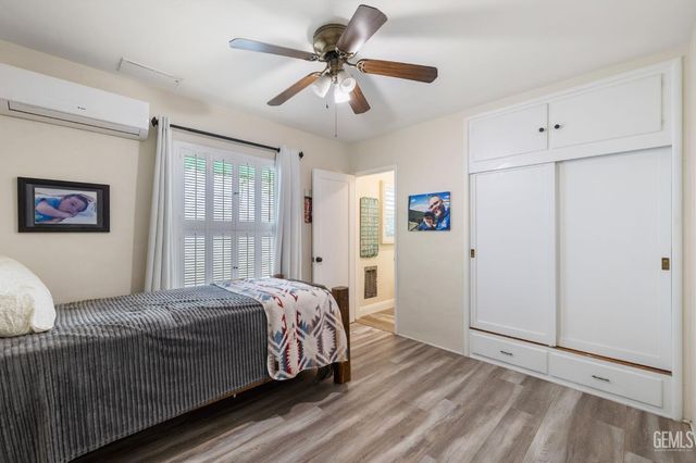 2810 19th St., Bakersfield, CA 93301